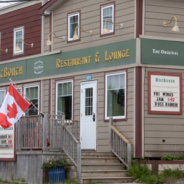 MacBouch Restaurant and Lounge